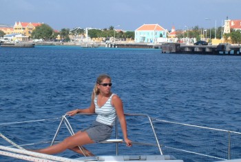 Sailing fast and flat into Kralendjk, Bonaire