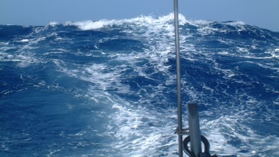 Looking up at a 20 foot wave about to break