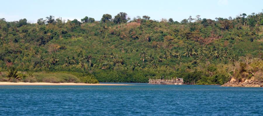 Approaching the river/estuary to do some exploring