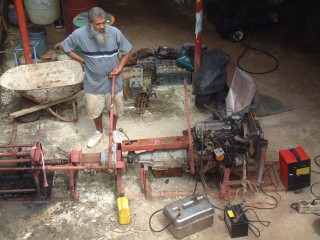 Tongan Dave and his somewhat temperamental railway winch.