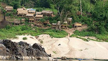 Fishing villages were very rustic, using local materials