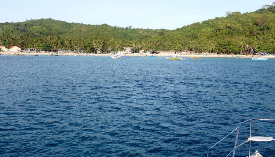 Approaching our Diapila Bay anchorage - small fishing community