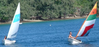 Amanda and Chris from Lady Starlight race dinghies at Tapana