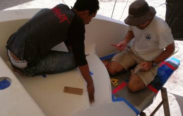 Baw & Jon aligning starboard sugar-scoop nonskid panels