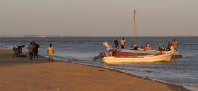 On the Ketsepy Beach, Majunga across the bay