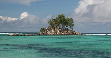 Granitic islands in a tropical sea