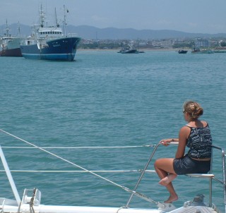 Amanda surveys the tuna fleet in the Manta, Ecuador harbor