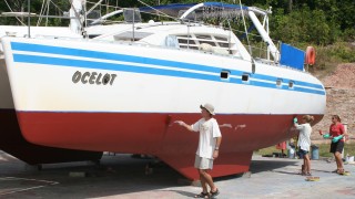 New bottom paint for Ocelot at Rebak, Marina, Dec 2006