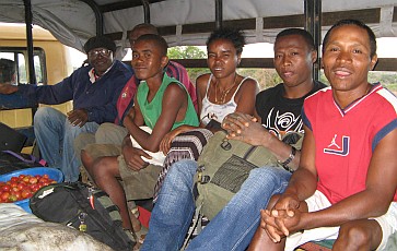 Fellow passengers on the taxi brousse