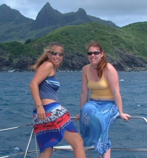 Rori & Amanda approaching Waya Island