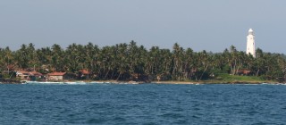Villages and lighthouse east of Weligama 