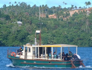 The dive boat from Dolphin Pacific Diving passes Ocelot on the way to the wreck